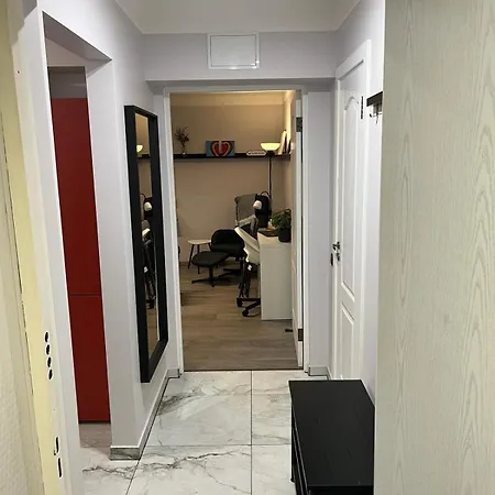 Apartment Cozy Cave In The Middle Of Center