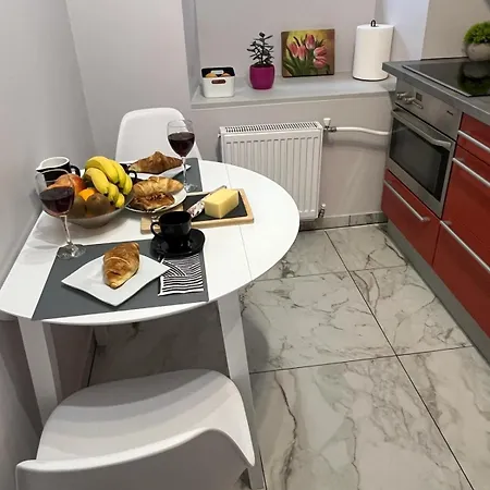 Apartamento Cozy Cave In The Middle Of Center